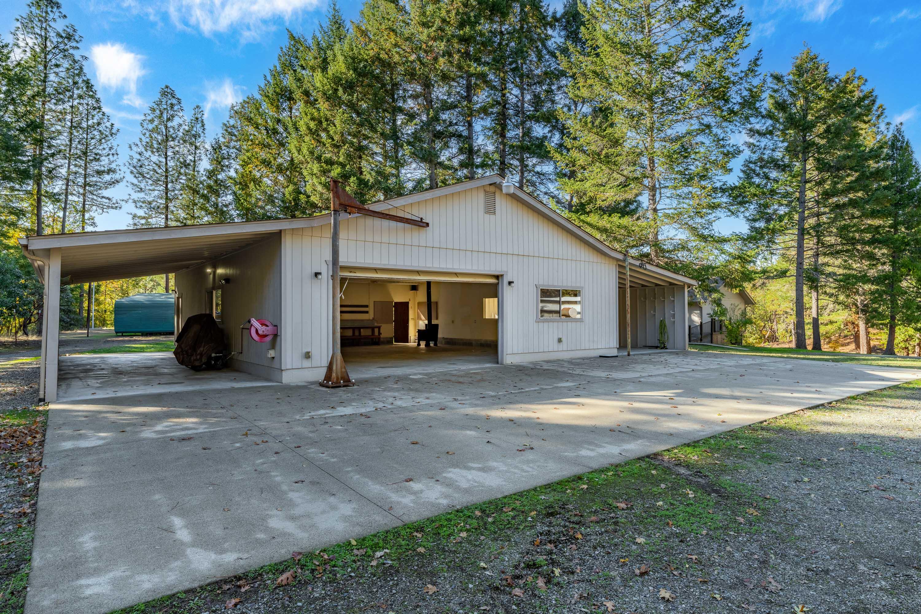 11990 Artlin Road Grants Pass, OR 97526 - Photo 44 of 62 EXT (13 of 18)
