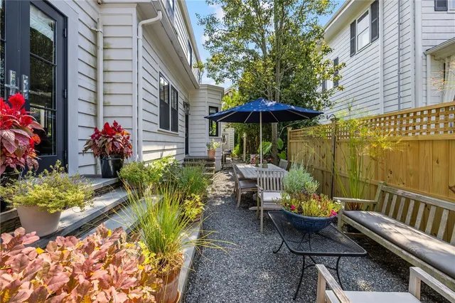 $5,500 | 41 Hunter Avenue, Newport, RI 02840