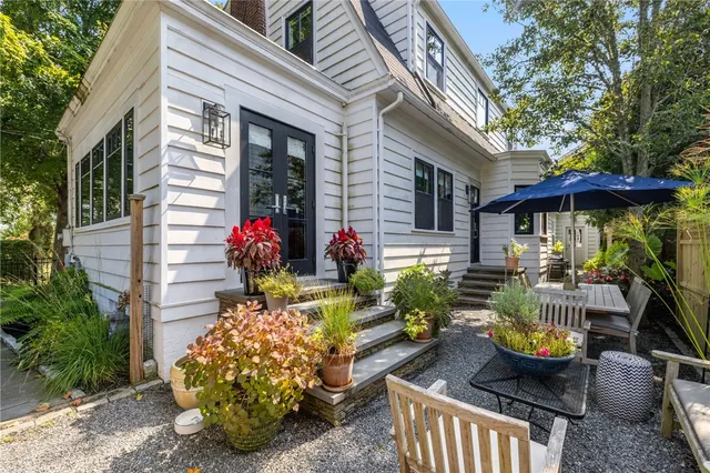 $5,500 | 41 Hunter Avenue, Newport, RI 02840