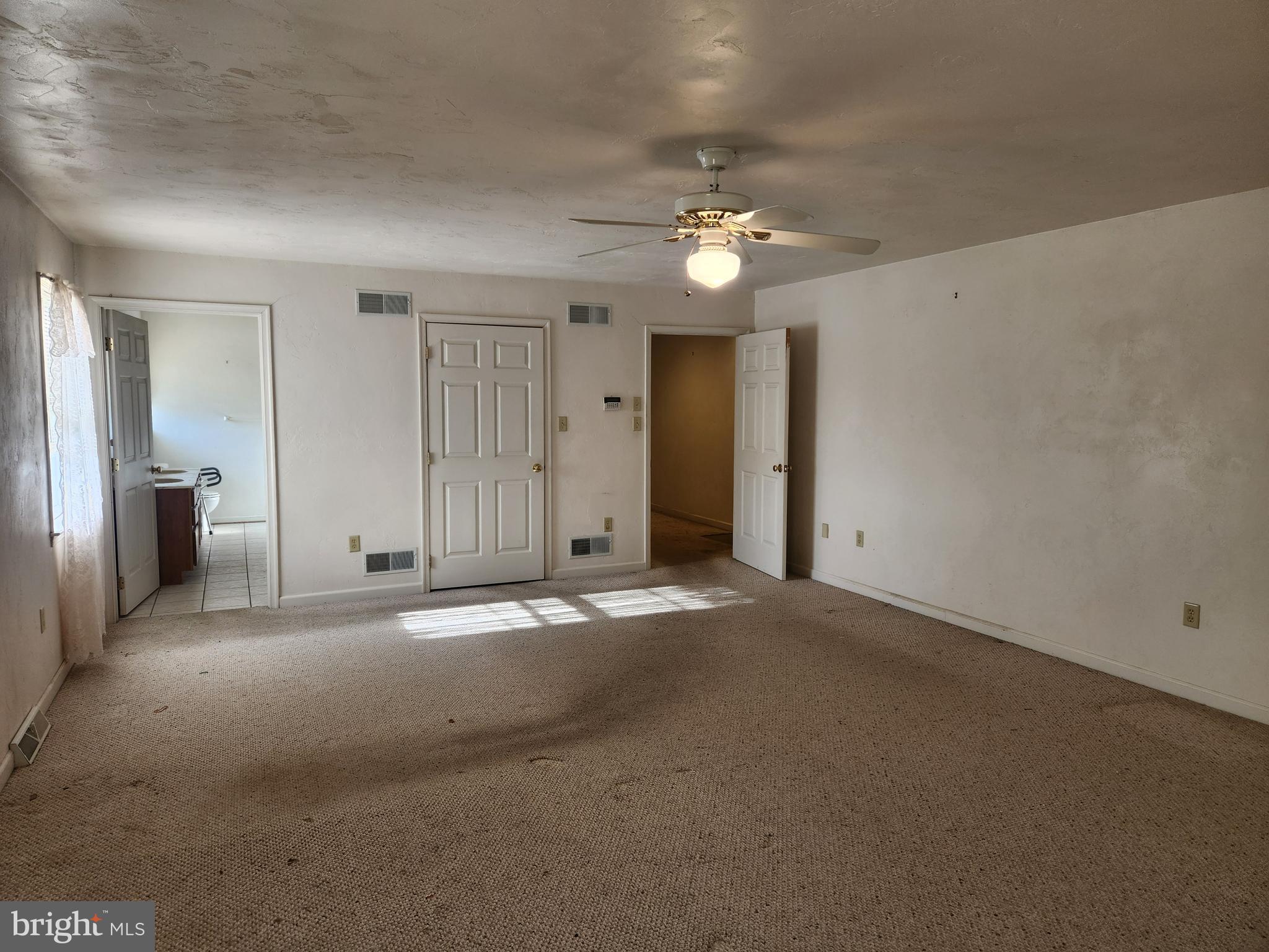 290 Locust Grove Road Bainbridge, PA 17502 - Photo 3 of 108