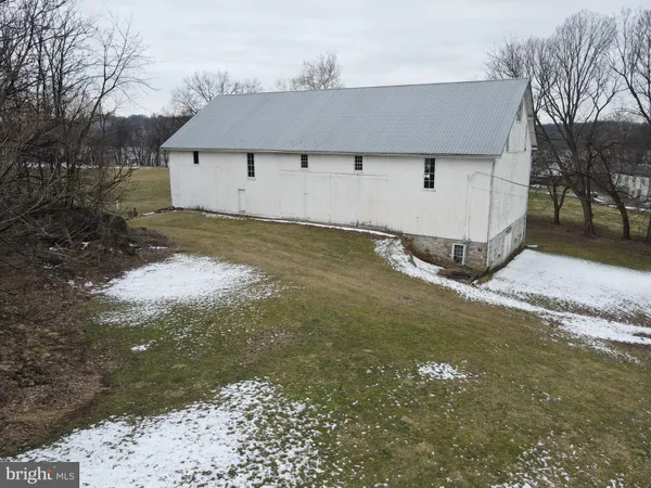 $600,000 | 290 Locust Grove Road, Bainbridge, PA 17502