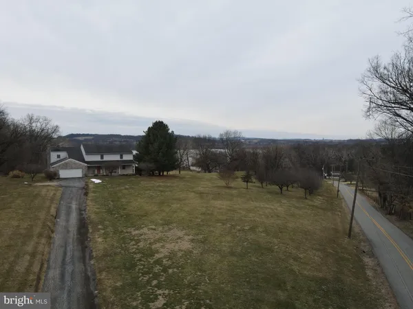 $600,000 | 290 Locust Grove Road, Bainbridge, PA 17502
