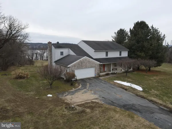 $600,000 | 290 Locust Grove Road, Bainbridge, PA 17502