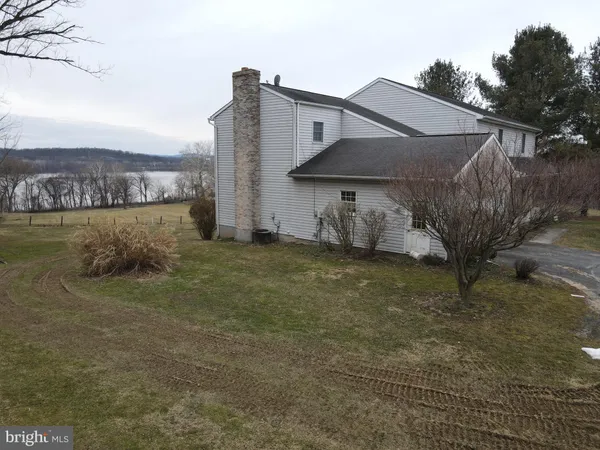 $600,000 | 290 Locust Grove Road, Bainbridge, PA 17502