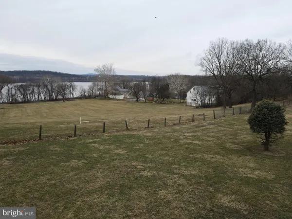 $600,000 | 290 Locust Grove Road, Bainbridge, PA 17502