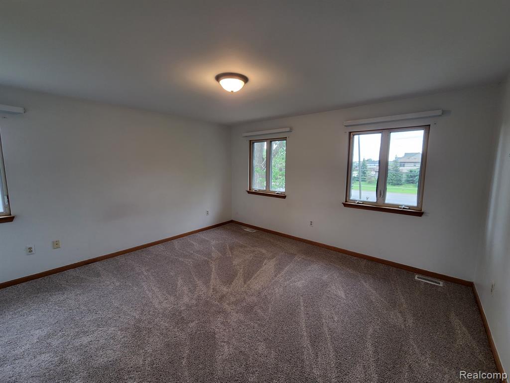 29077 24 Mile Road Chesterfield, MI 48051 - Photo 22 of 31