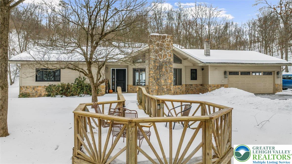 7112 Country Spring Road New Tripoli, PA 18066 - Photo 2 of 46