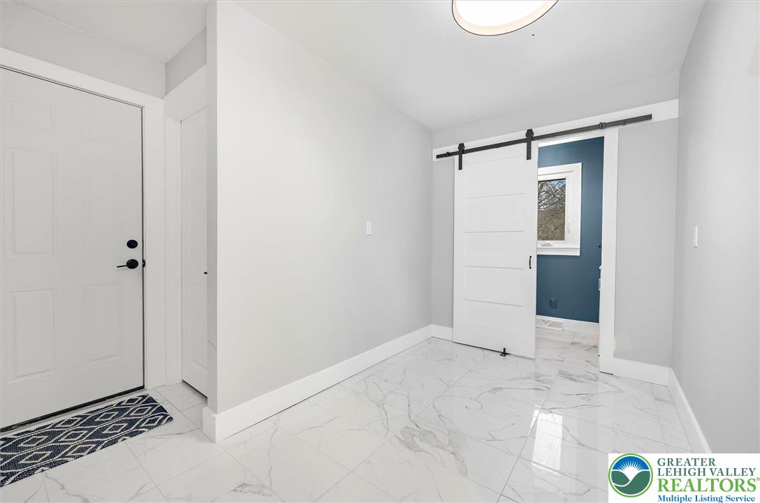 7112 Country Spring Road New Tripoli, PA 18066 - Photo 24 of 46 Laundry/mud room