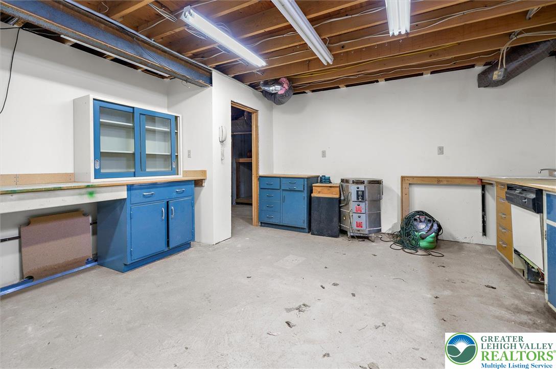 7112 Country Spring Road New Tripoli, PA 18066 - Photo 29 of 46