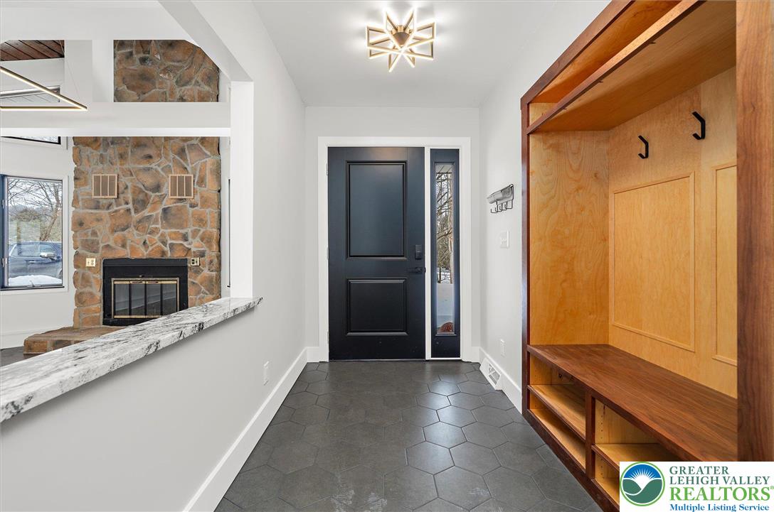 7112 Country Spring Road New Tripoli, PA 18066 - Photo 7 of 46 Foyer