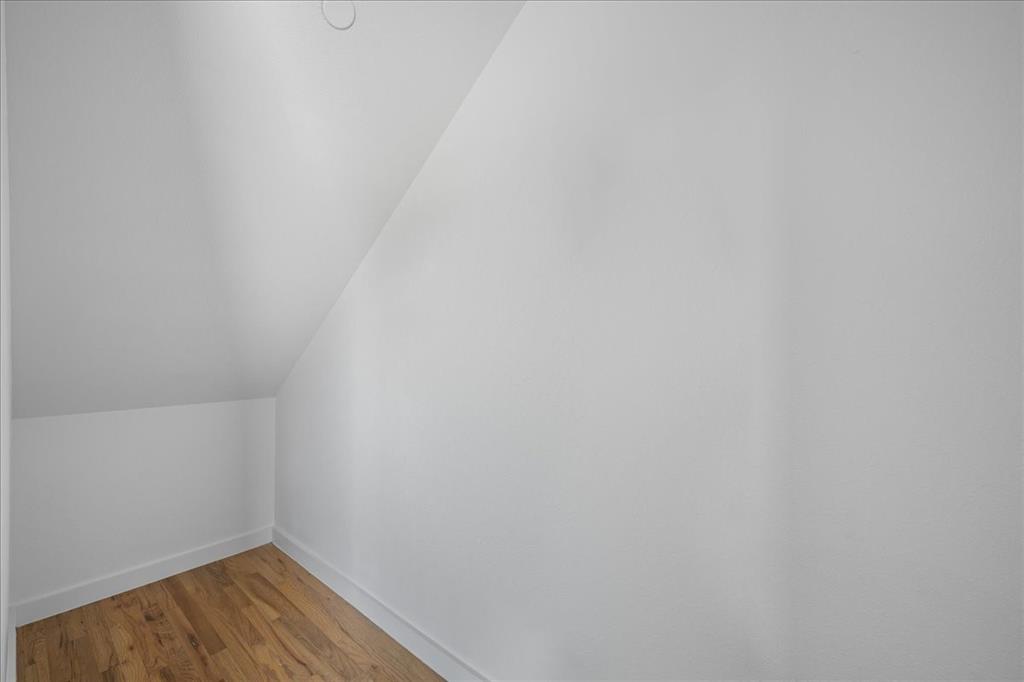 1715 Bennett Avenue, Unit 104 Dallas, TX 75206 - Photo 4 of 35 a view of a small space