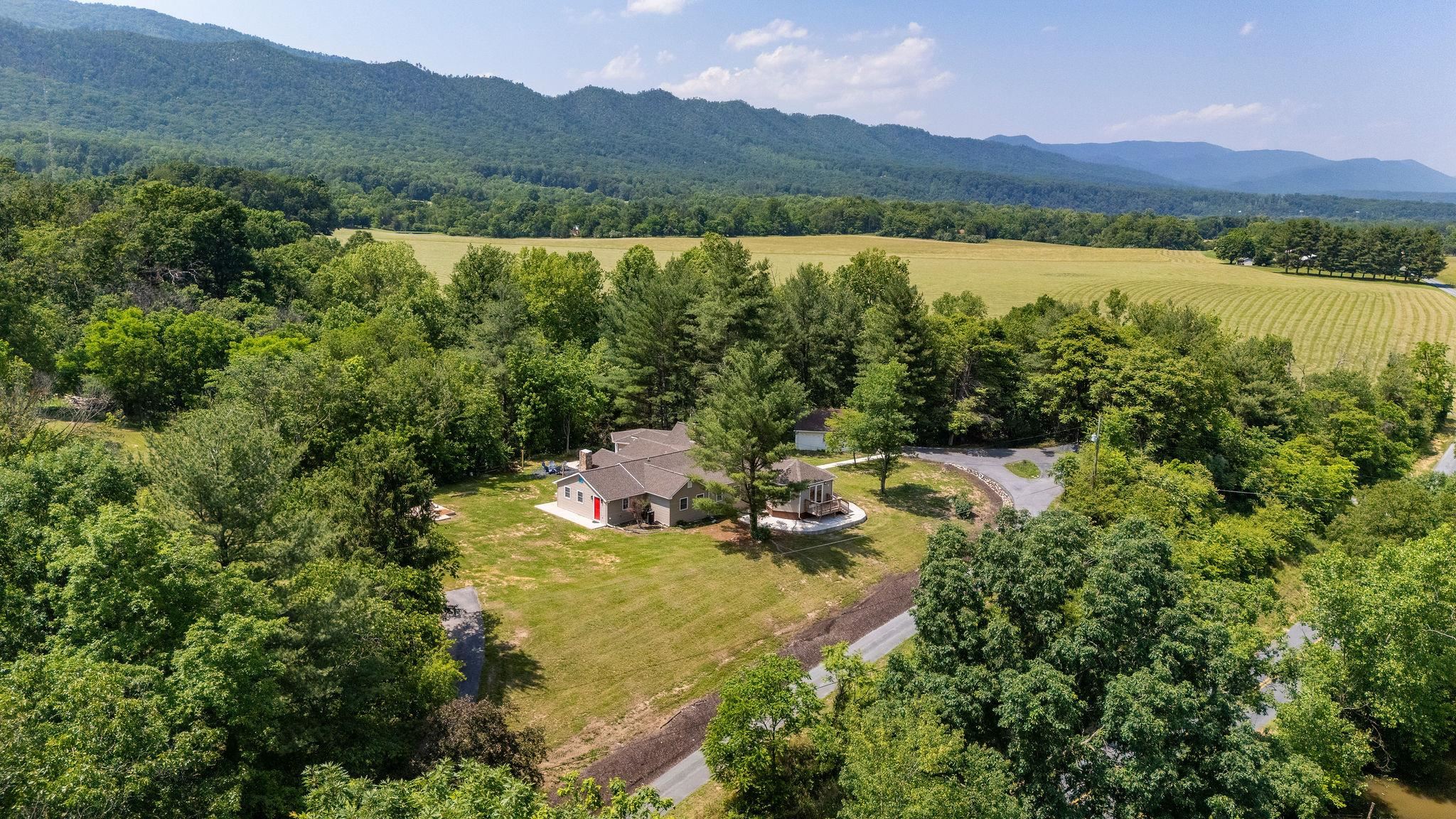 2003 Rinacas Corner Road Shenandoah, VA 22849 - Photo 1 of 58 Gallery Image 1