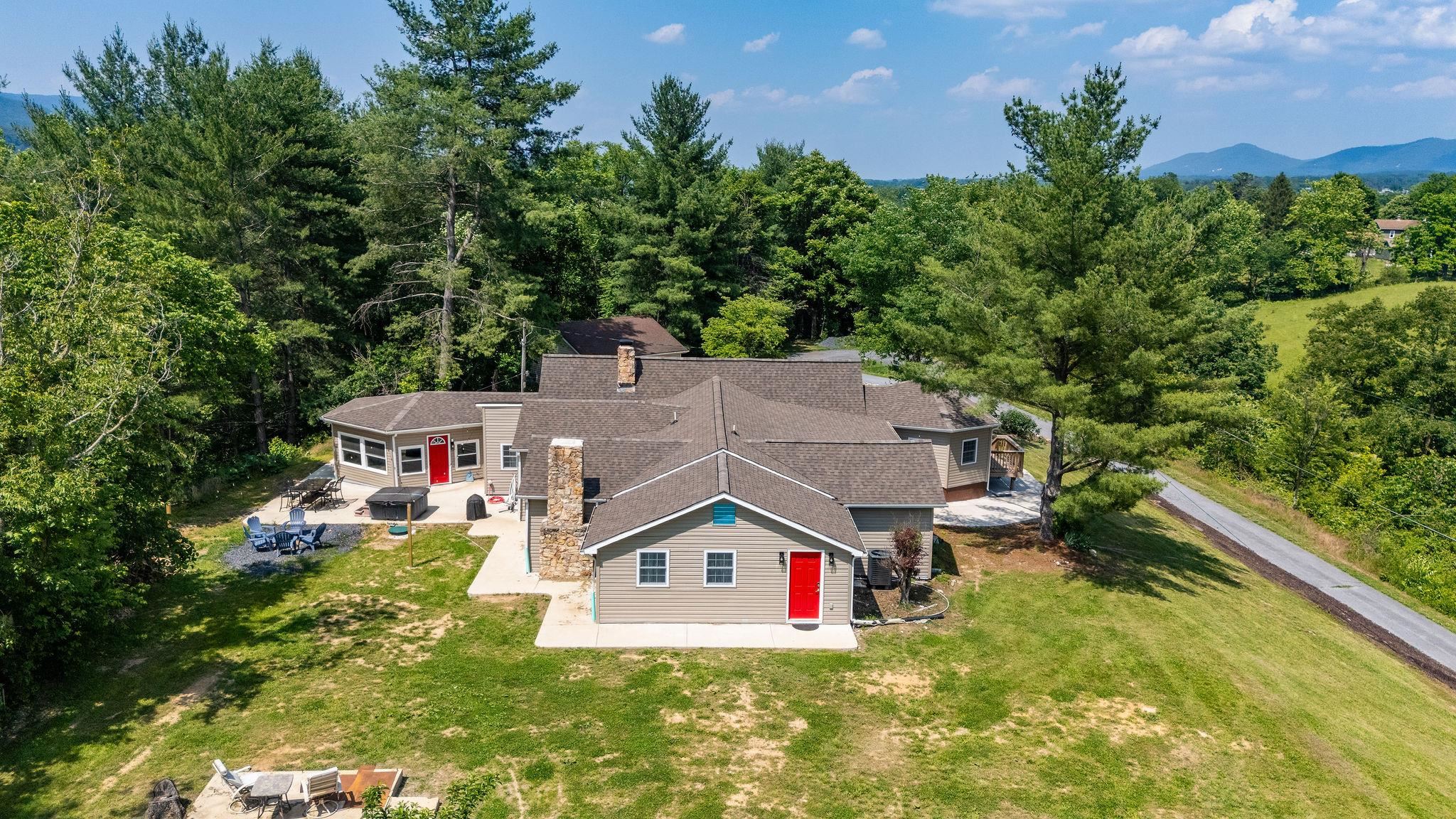 2003 Rinacas Corner Road Shenandoah, VA 22849 - Photo 49 of 58 Gallery Image 49