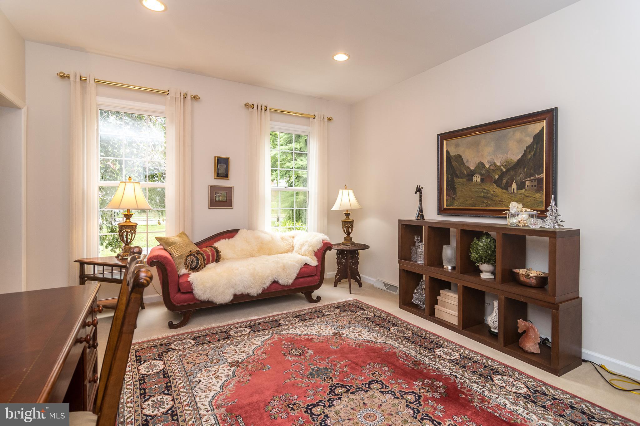 106 Broad Acres Road Colmar, PA 18915 - Photo 13 of 66 Living Room