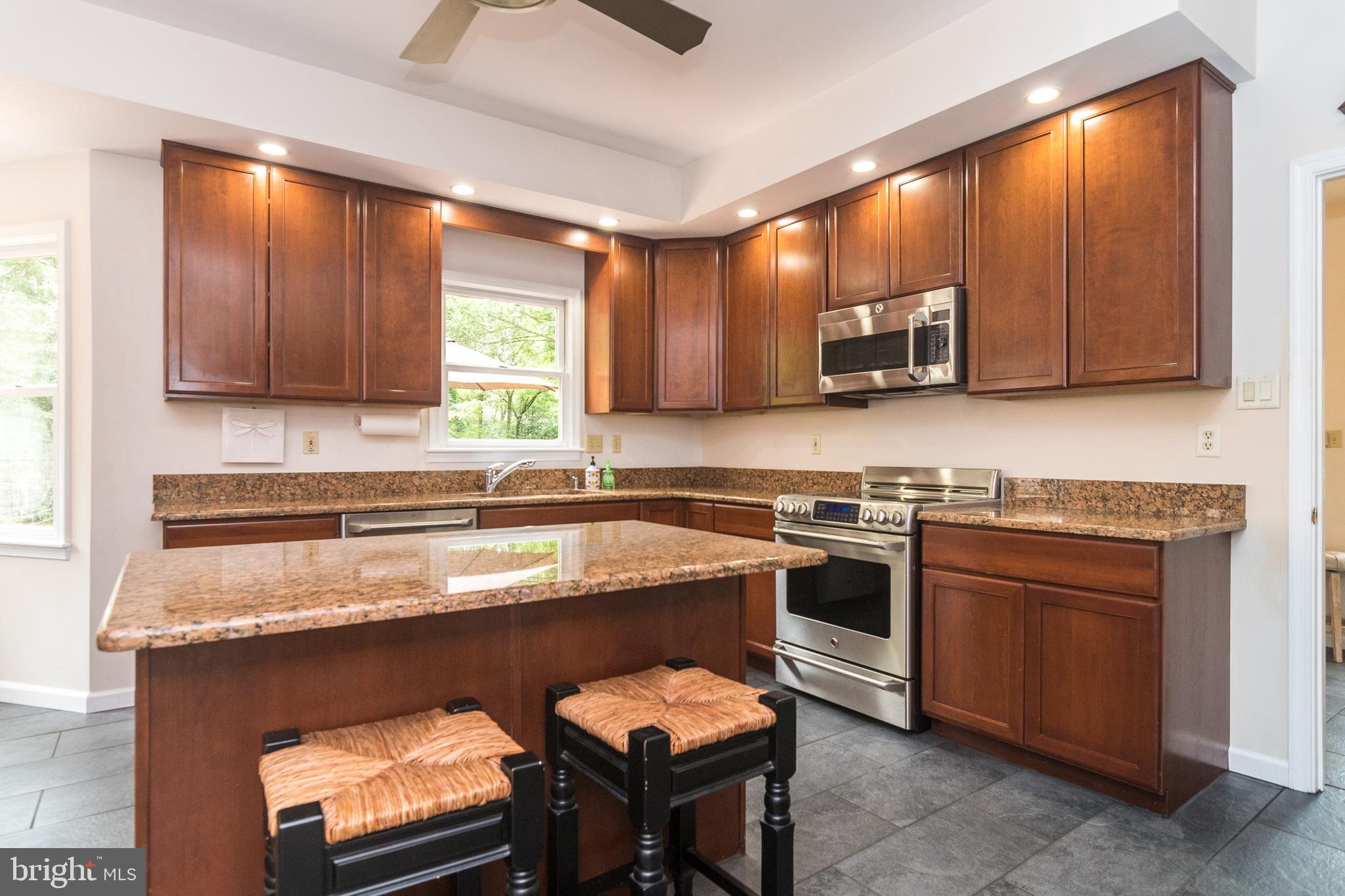 106 Broad Acres Road Colmar, PA 18915 - Photo 27 of 66 Kitchen