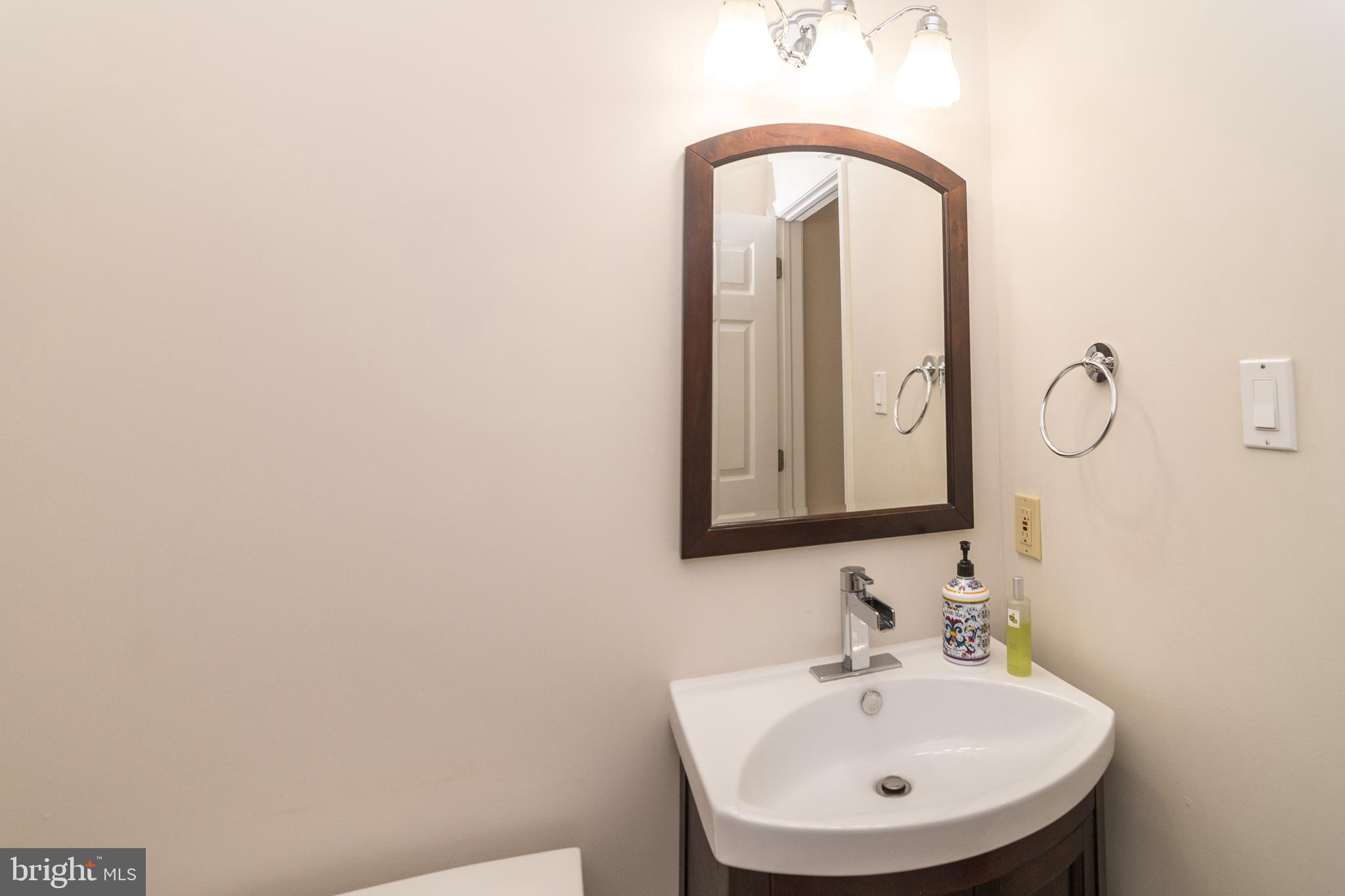 106 Broad Acres Road Colmar, PA 18915 - Photo 29 of 66 Powder Room