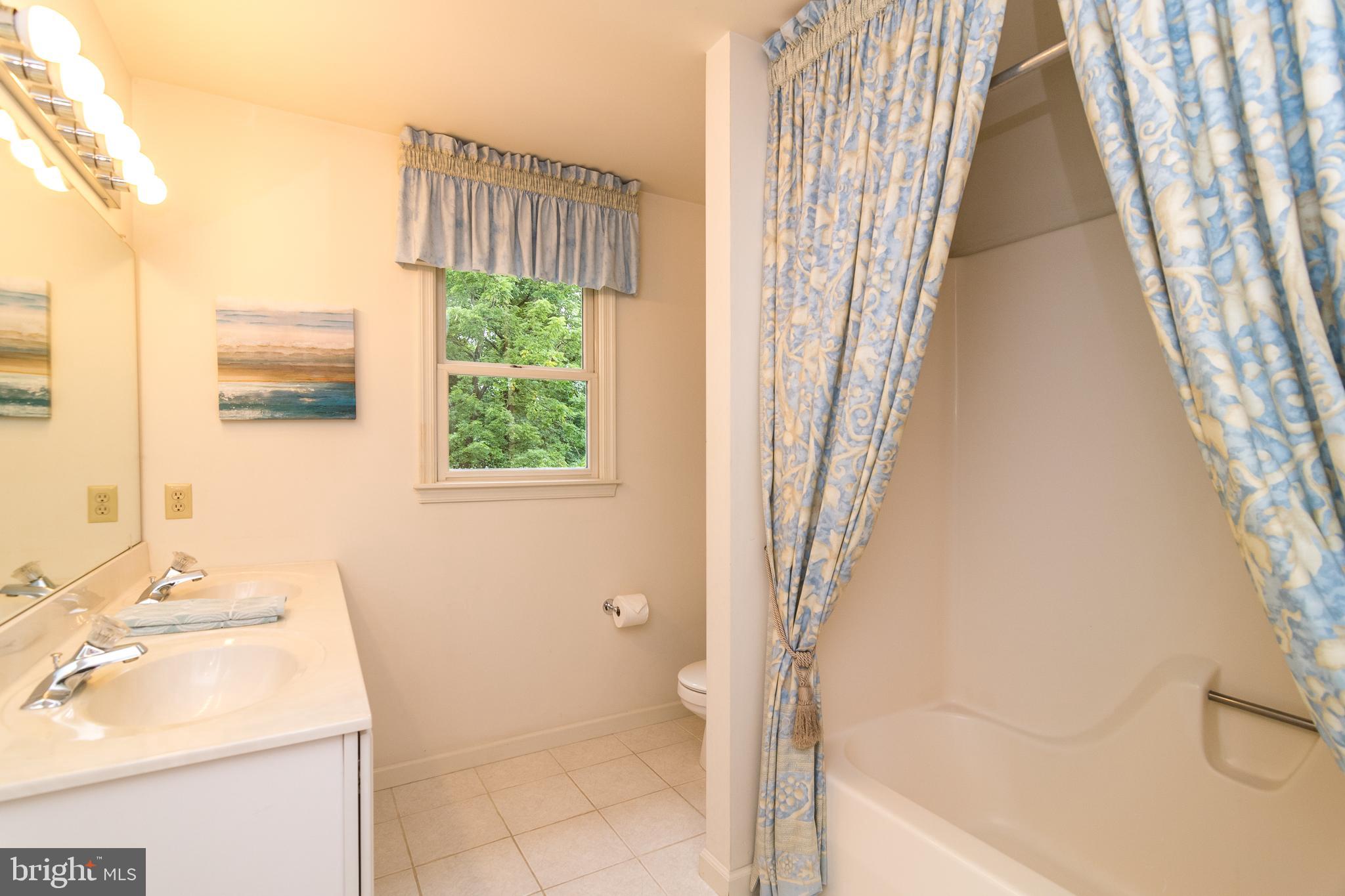 106 Broad Acres Road Colmar, PA 18915 - Photo 50 of 66 Main Bath