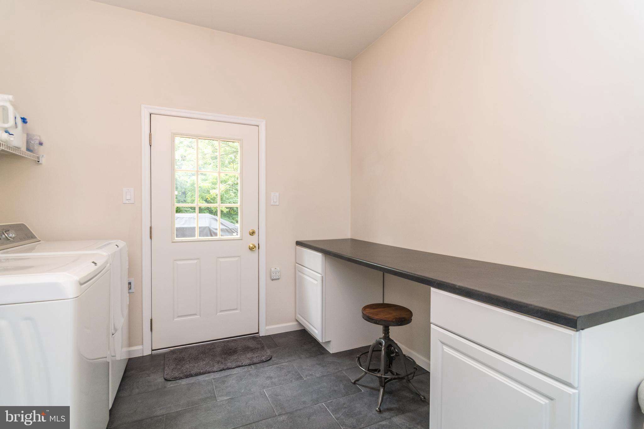 106 Broad Acres Road Colmar, PA 18915 - Photo 54 of 66 Laundry/Mudroom