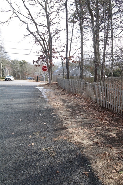 41 Pinecrest Road Barnstable, MA 02632 - Photo 5 of 15