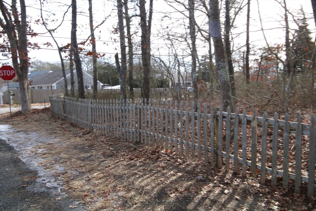 41 Pinecrest Road Barnstable, MA 02632 - Photo 8 of 15