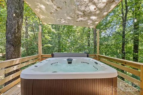 a view of outdoor space and tub