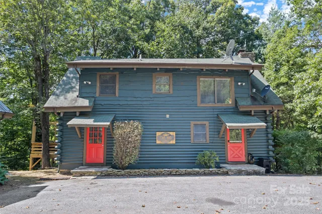 a front view of house with yard