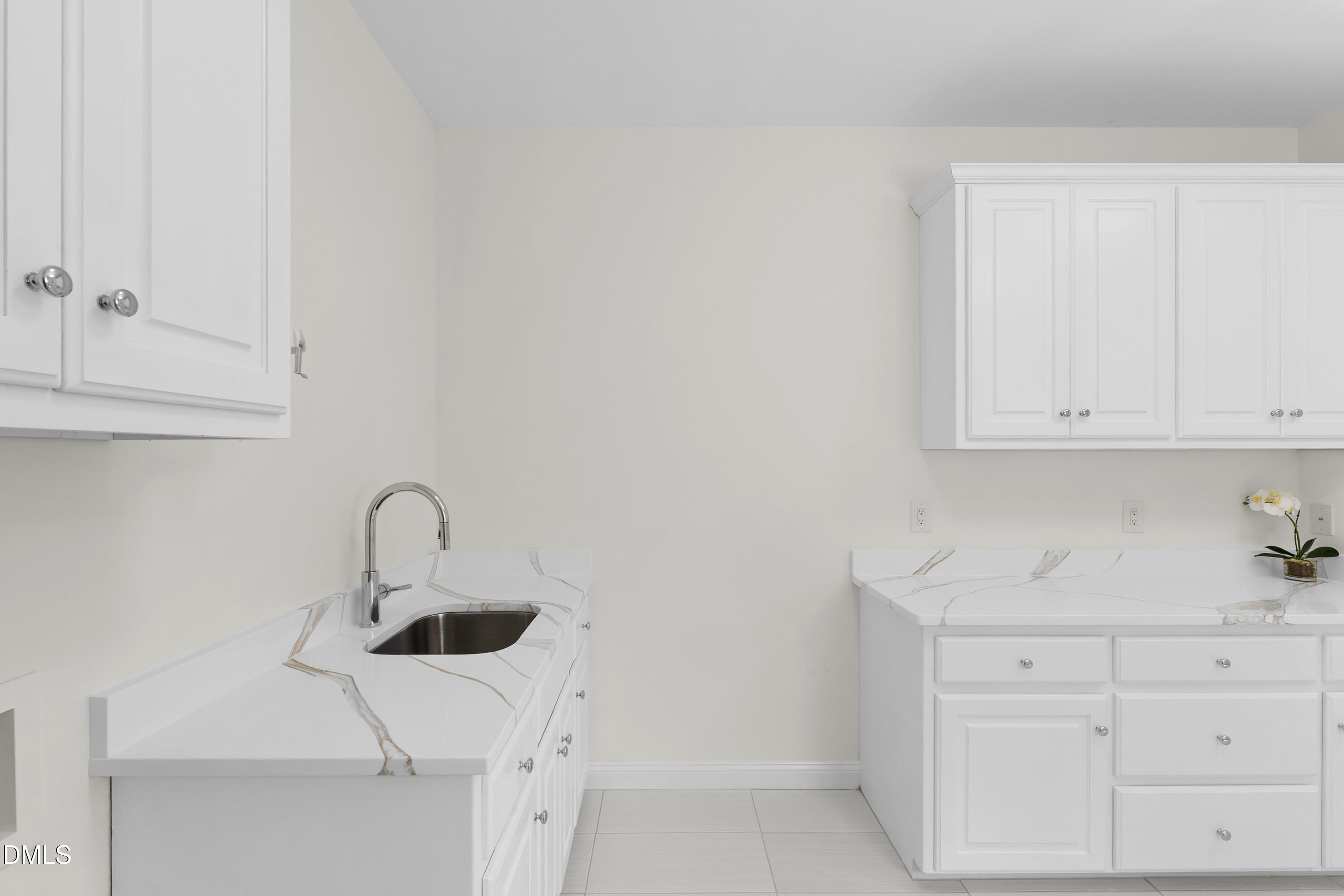 1617 Lakewood Falls Road Goldston, NC 27252 - Photo 63 of 73 1617_lakewood_falls_laundry_2