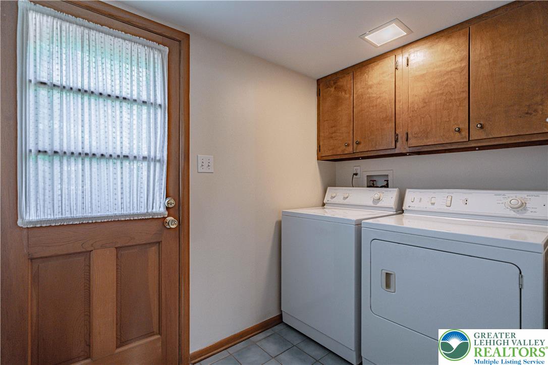 3045 Rambeau Road Bethlehem, PA 18020 - Photo 27 of 52 a utility room with dryer and washer