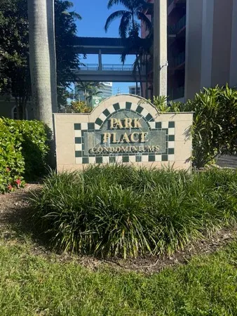 $2,350 | 1650 Presidential Way, Unit 506, West Palm Beach, FL 33401