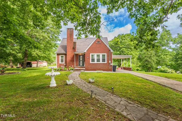 $249,000 | 258 Greenwood Drive, Weber City, VA 24290