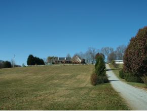 3910 Cherokee Road Jonesborough, TN 37659 - Photo 4 of 21 Photo 4