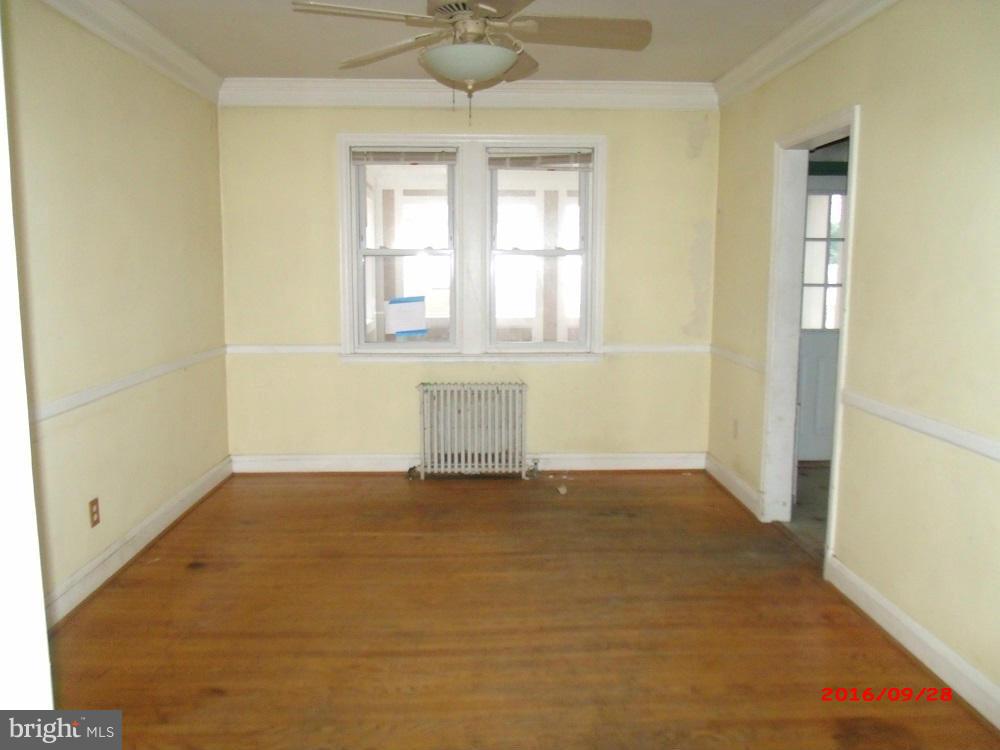 5222 Old Frederick Road Baltimore, MD 21229 - Photo 4 of 17 Dining Room