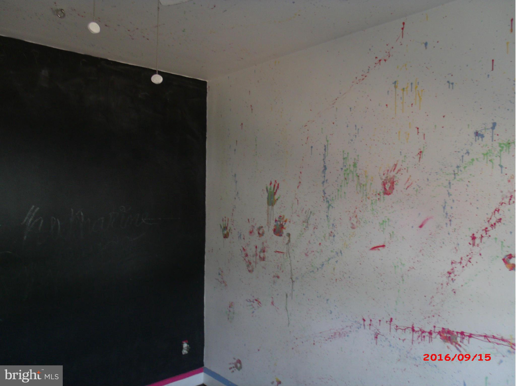 5222 Old Frederick Road Baltimore, MD 21229 - Photo 10 of 17 Bedroom