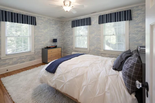 $2,895,000 | 2400 West Lake Of The Isles Parkway, Minneapolis, MN 55405