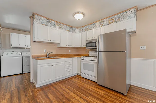 $145,000 | 1708 Rutledge Drive, Lincoln, IL 62656