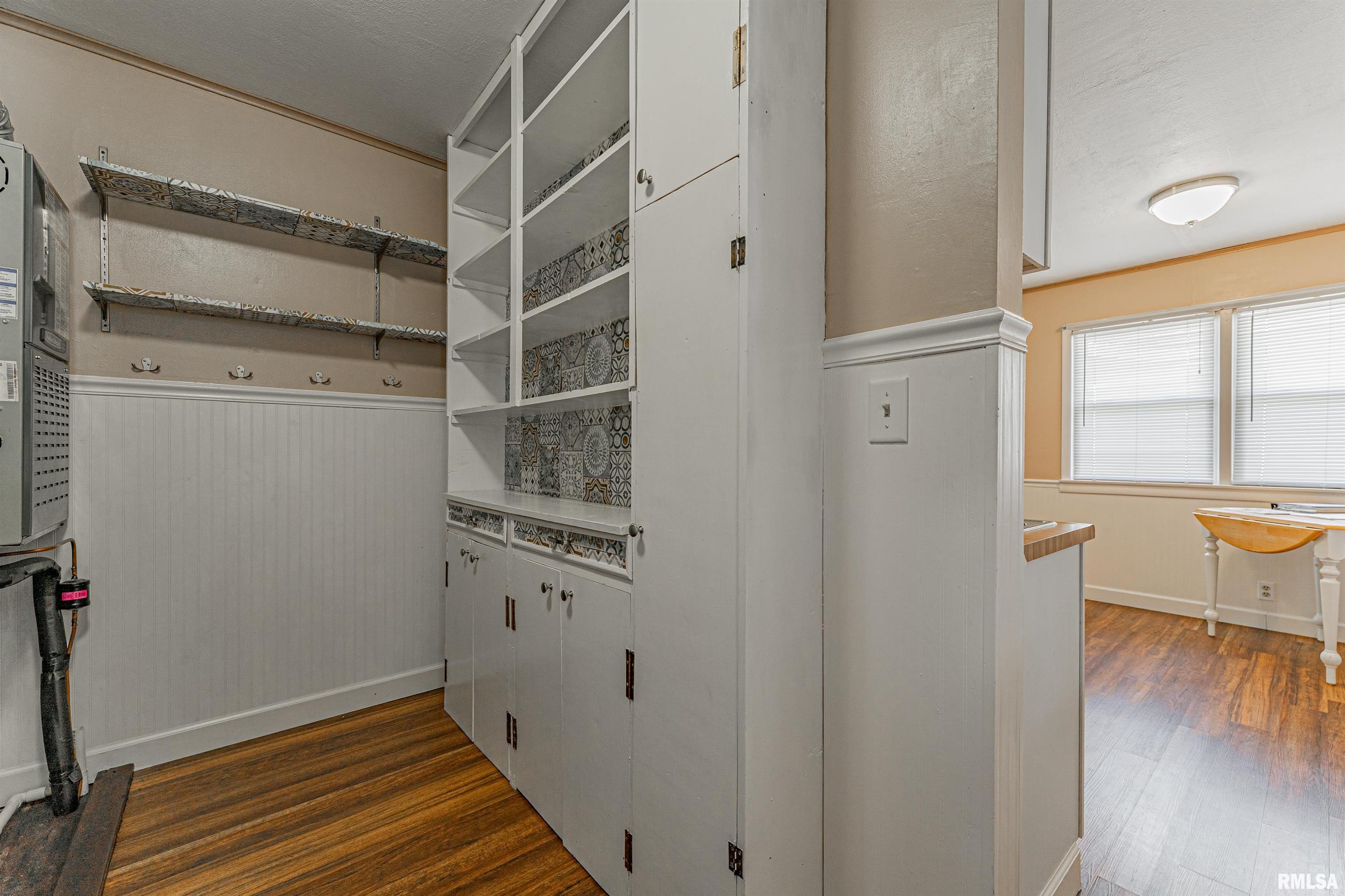 1708 Rutledge Drive Lincoln, IL 62656 - Photo 8 of 22