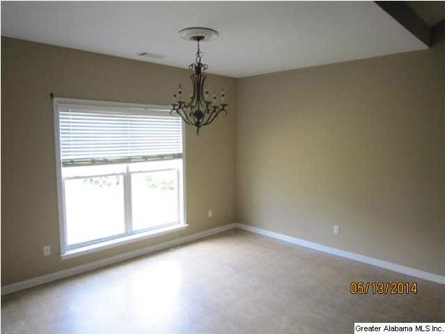 82 Dunbar Trace Dora, AL 35062 - Photo 4 of 10