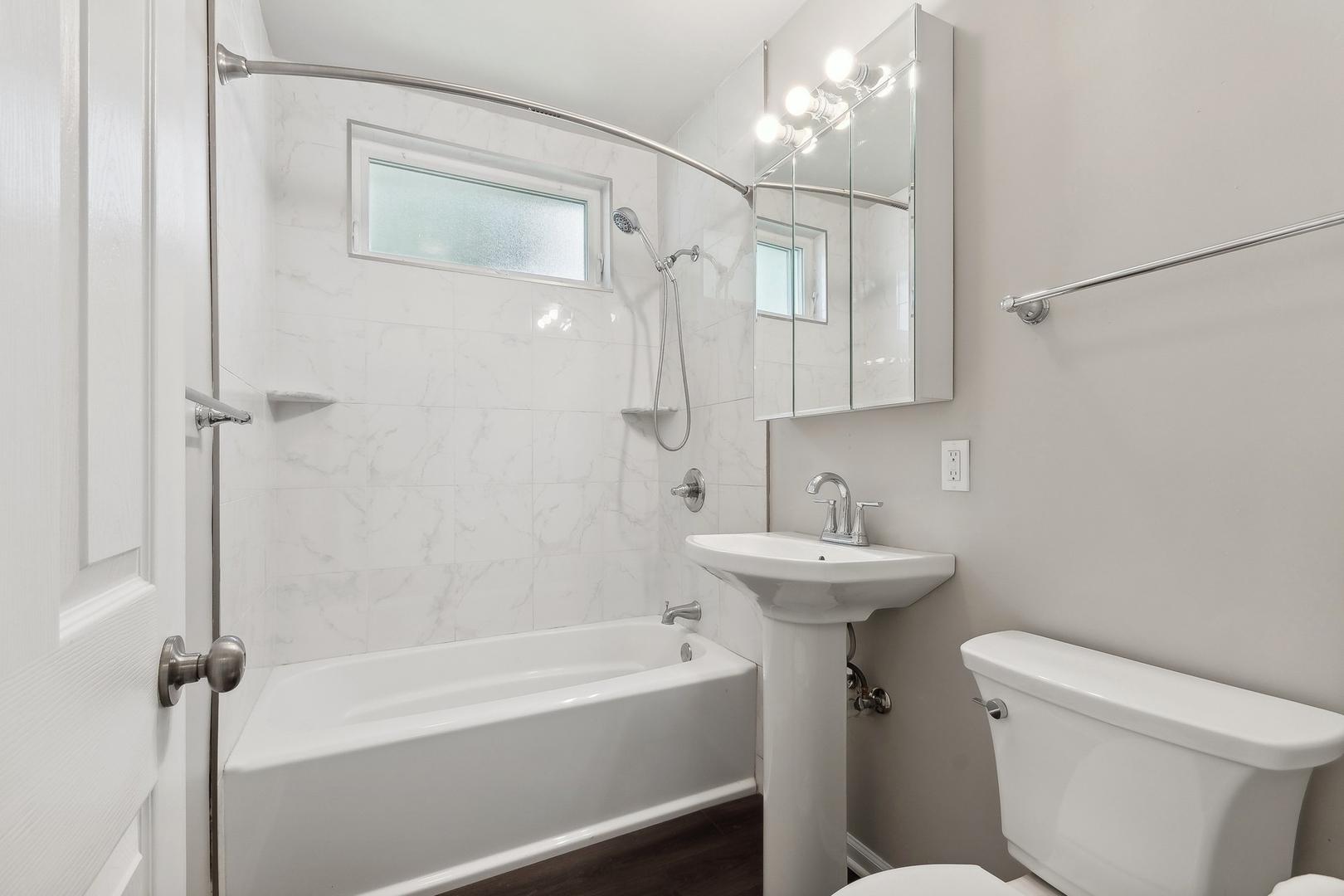 1513 Marquette Road Joliet, IL 60435 - Photo 10 of 16 a bathroom with a sink mirror toilet and bathtub