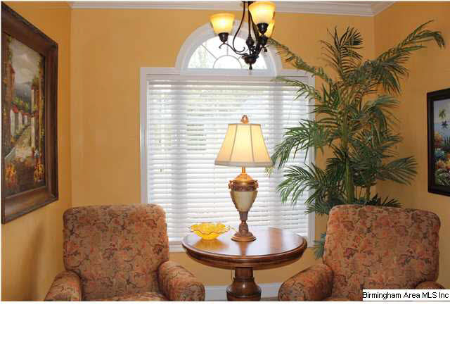 606 Almaroad Place Jacksonville, AL 36265 - Photo 15 of 32