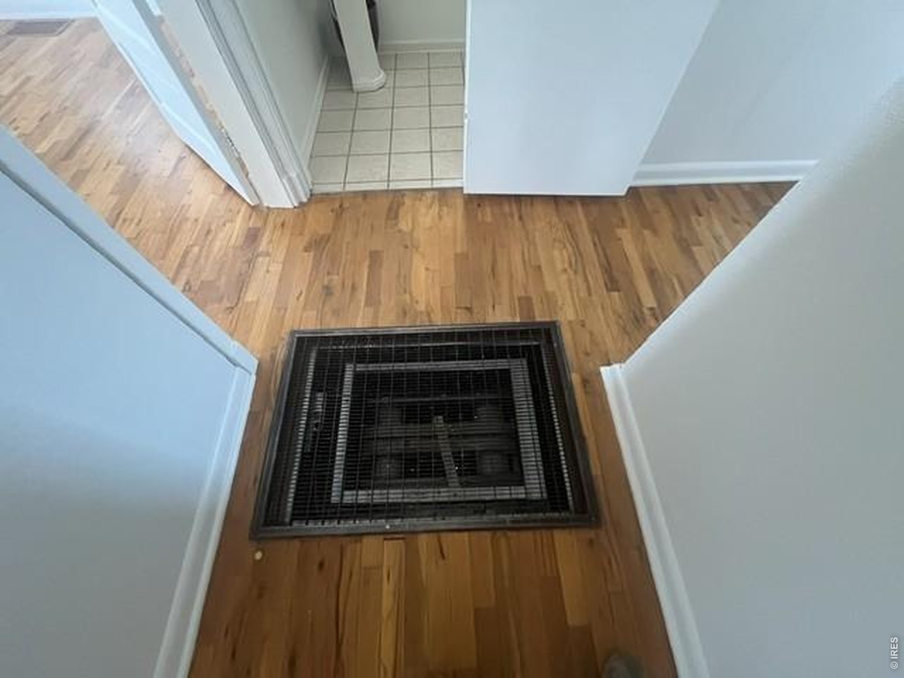 21191 Interstate 76 Frontage Road Hudson, CO 80642 - Photo 20 of 31 floor furnace