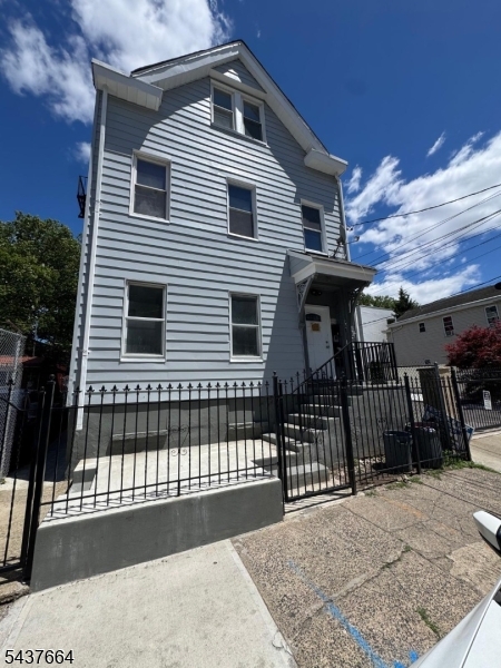 441 Summer Street, Unit 3 Paterson, NJ 07501 - Photo 2 of 5