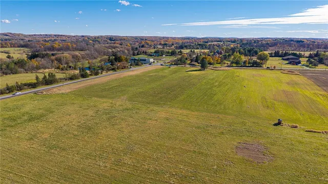 $229,900 | 1495 West Bloomfield Road, Mendon, NY 14472