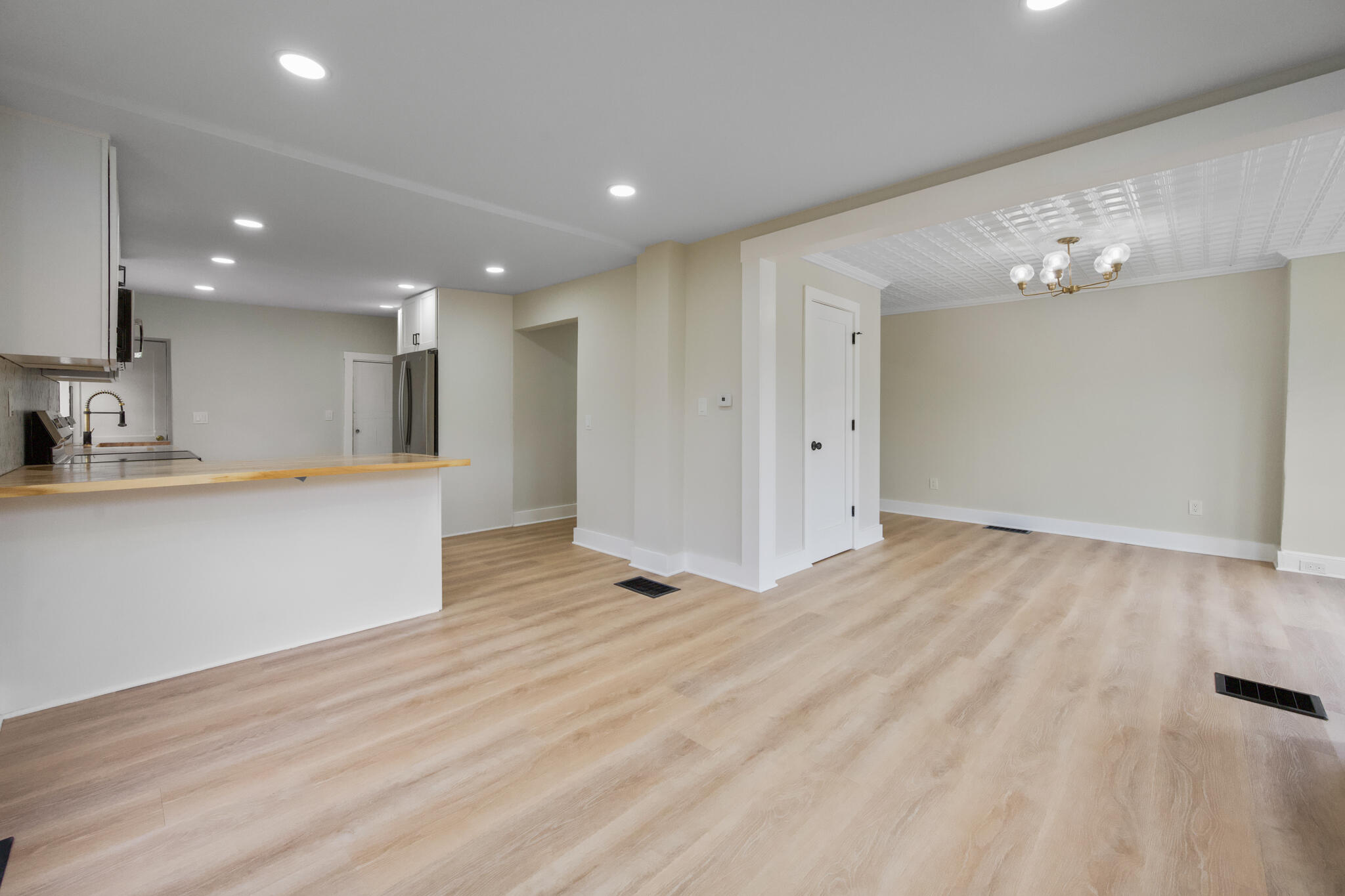 50 14th Street Bangor, ME 04401 - Photo 7 of 40 50 14th Street, Bangor, ME 04401