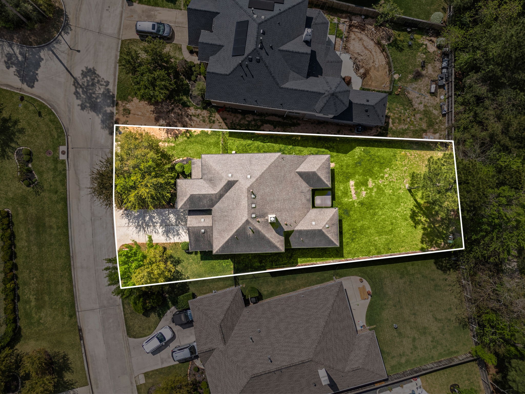 51 Handbridge Place Tomball, TX 77375 - Photo 34 of 46 an aerial view of balcony with chairs