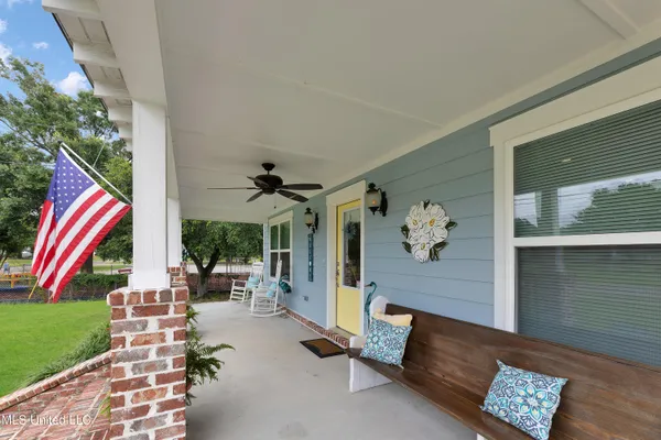 $542,000 | 605 Magnolia Street, Long Beach, MS 39560