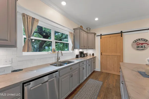 $542,000 | 605 Magnolia Street, Long Beach, MS 39560