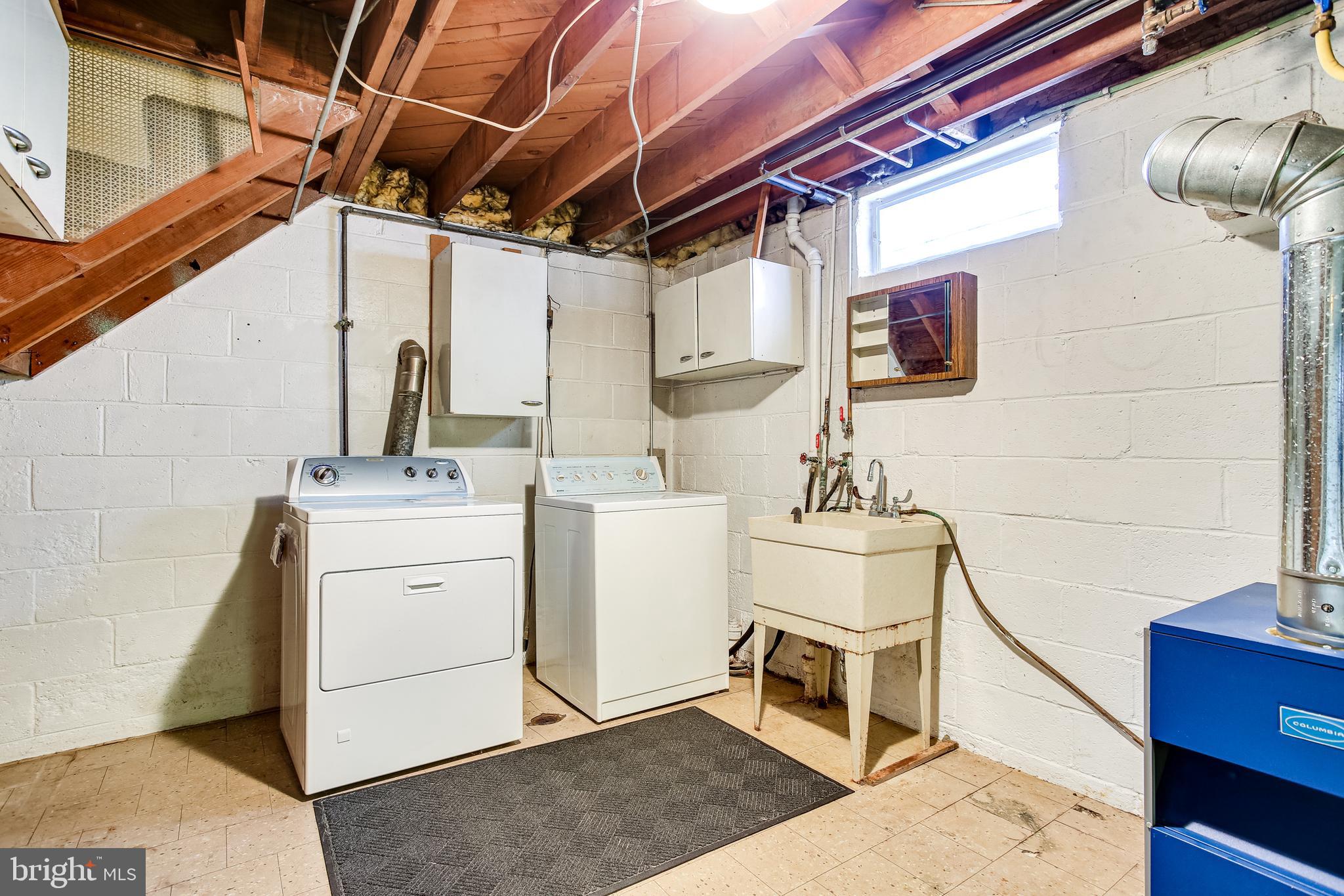 1541 Sulphur Spring Road Baltimore, MD 21227 - Photo 23 of 29 Laundry Area
