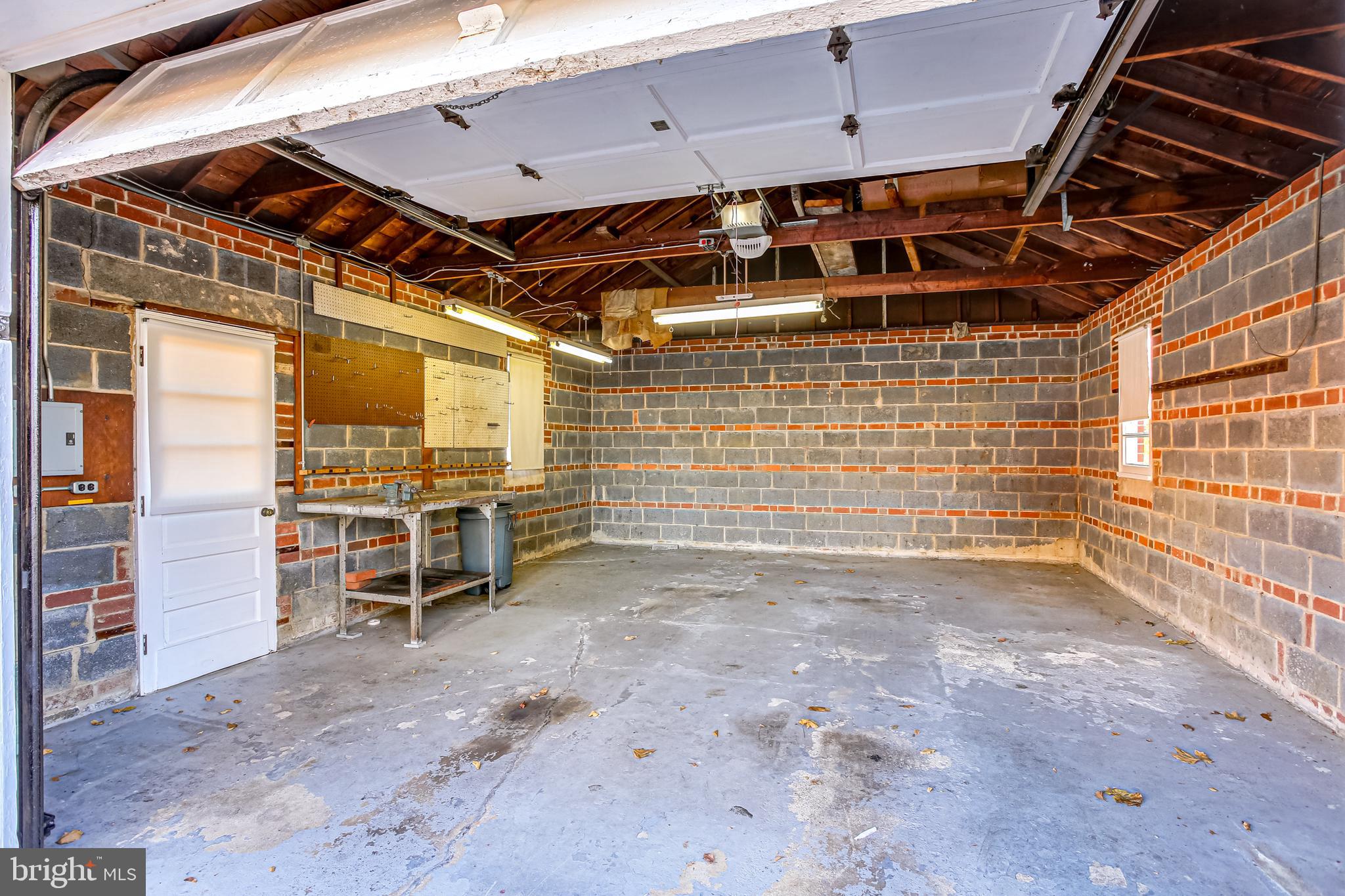 1541 Sulphur Spring Road Baltimore, MD 21227 - Photo 9 of 29 Garage