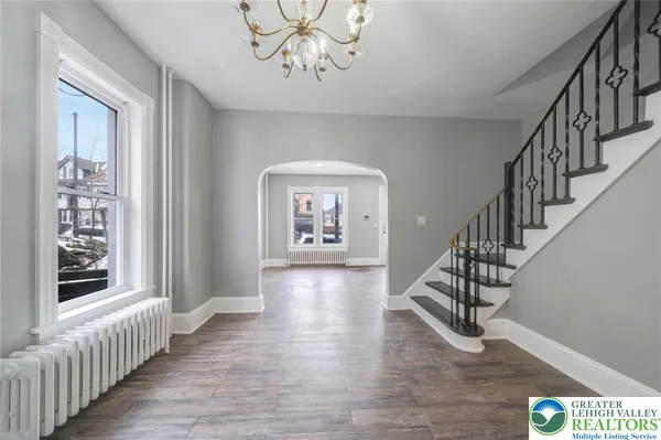 $2,100 | 712 Northampton Street, Easton, PA 18042