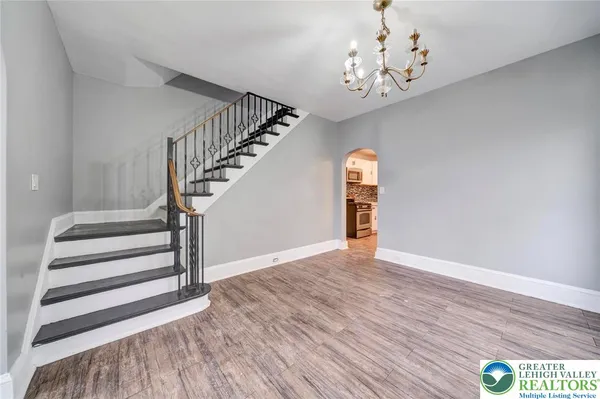 $2,100 | 712 Northampton Street, Easton, PA 18042